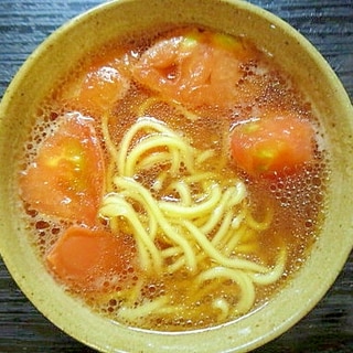 ラ王でトマトラーメン